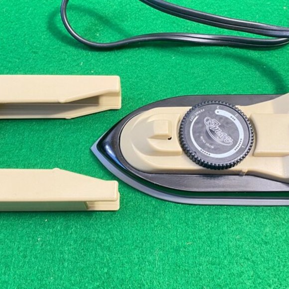 Vintage Image Travel Iron Dual Volt - Vintage Ironing Machine - Travel Iron w Fo - Picture 6 of 10